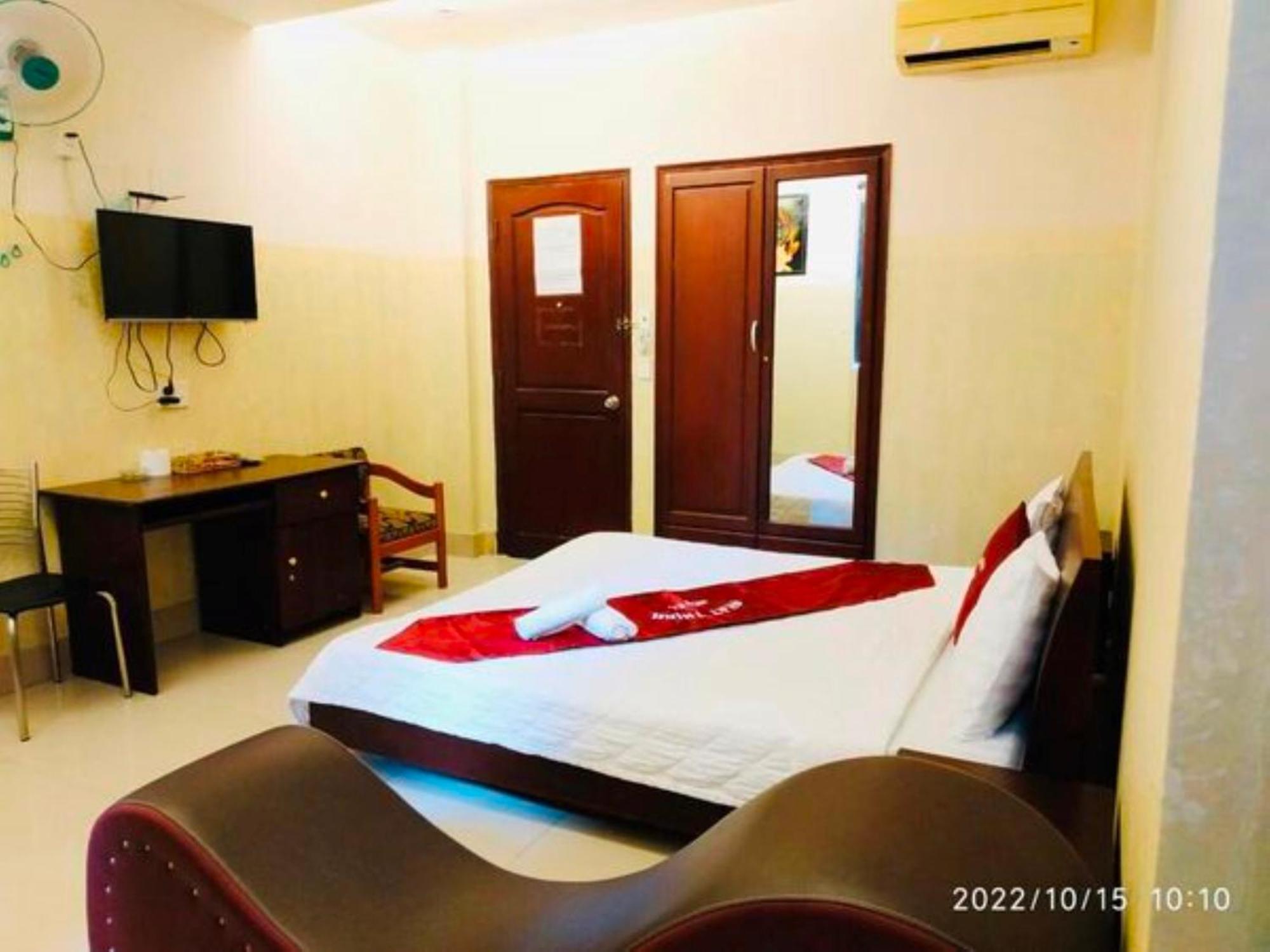 Phat Thinh Hotel Ho Chi Minh City Exterior photo
